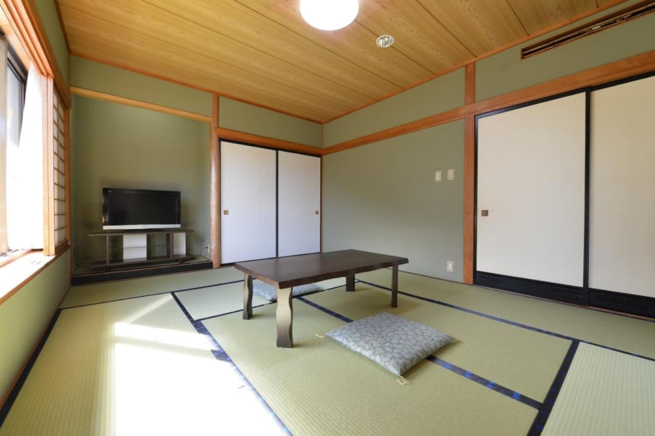 Hotel Ooedo Onsen Monogatari Shinshu Kakeyu Ueda Esterno foto