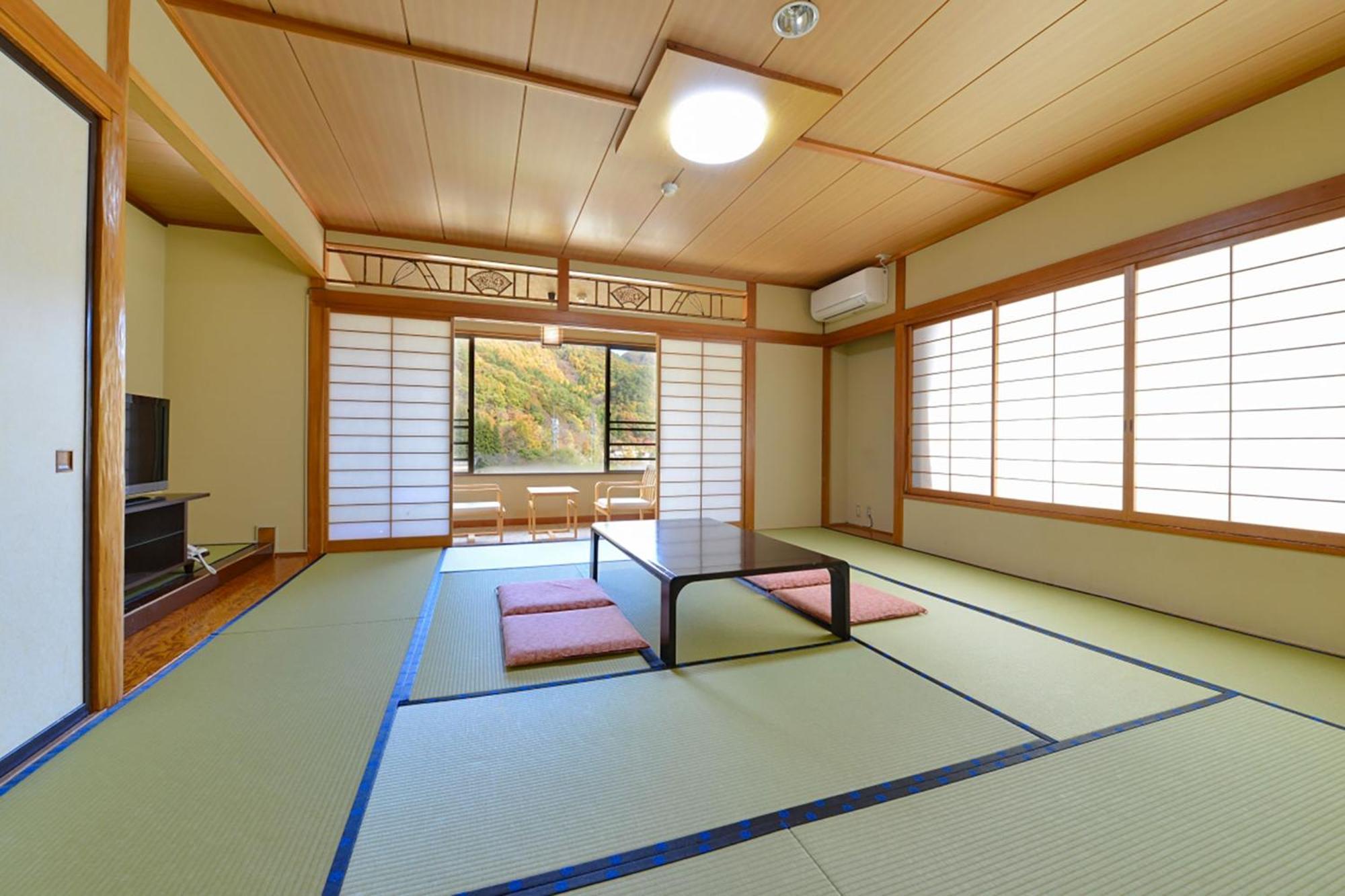 Hotel Ooedo Onsen Monogatari Shinshu Kakeyu Ueda Camera foto