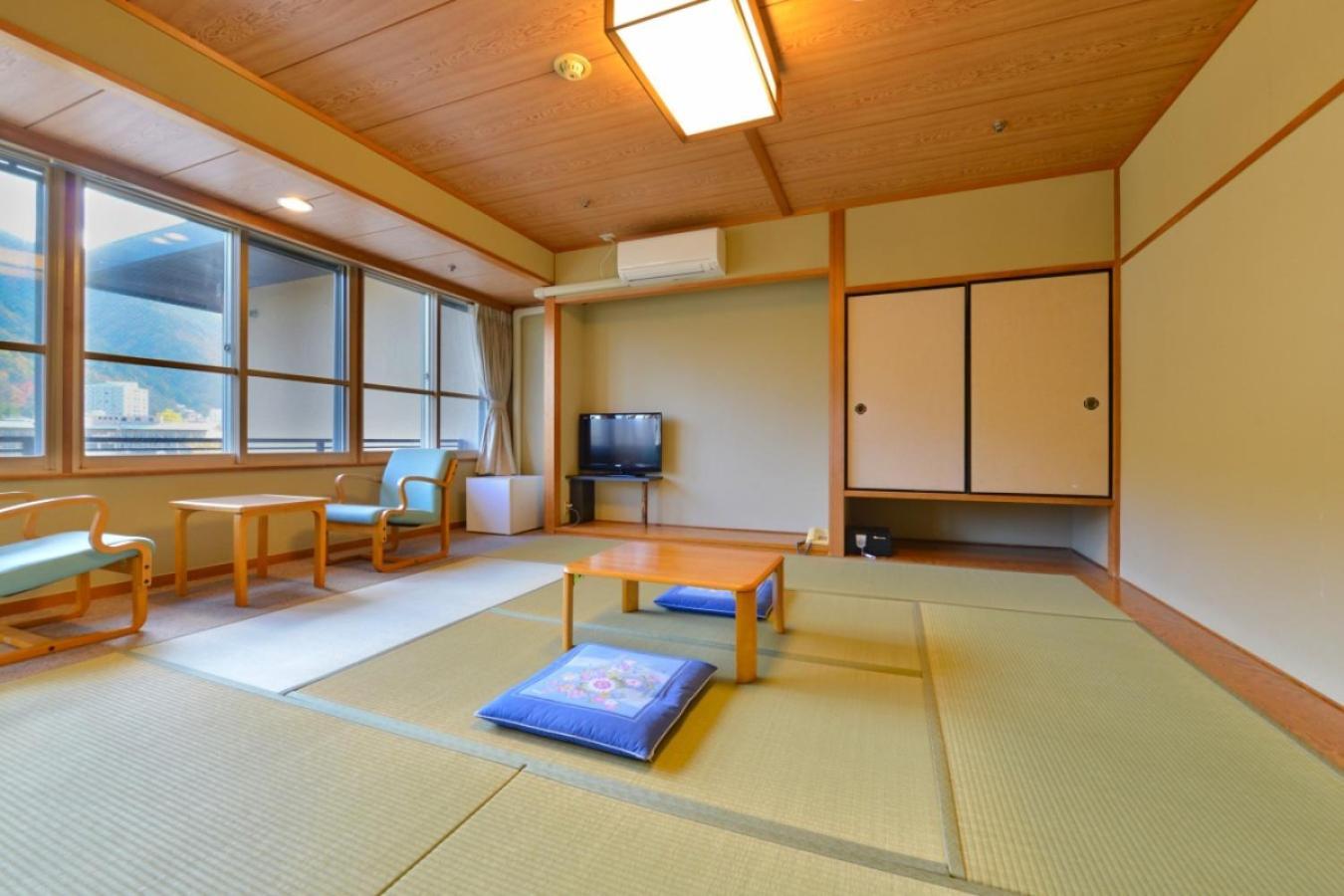 Hotel Ooedo Onsen Monogatari Shinshu Kakeyu Ueda Camera foto