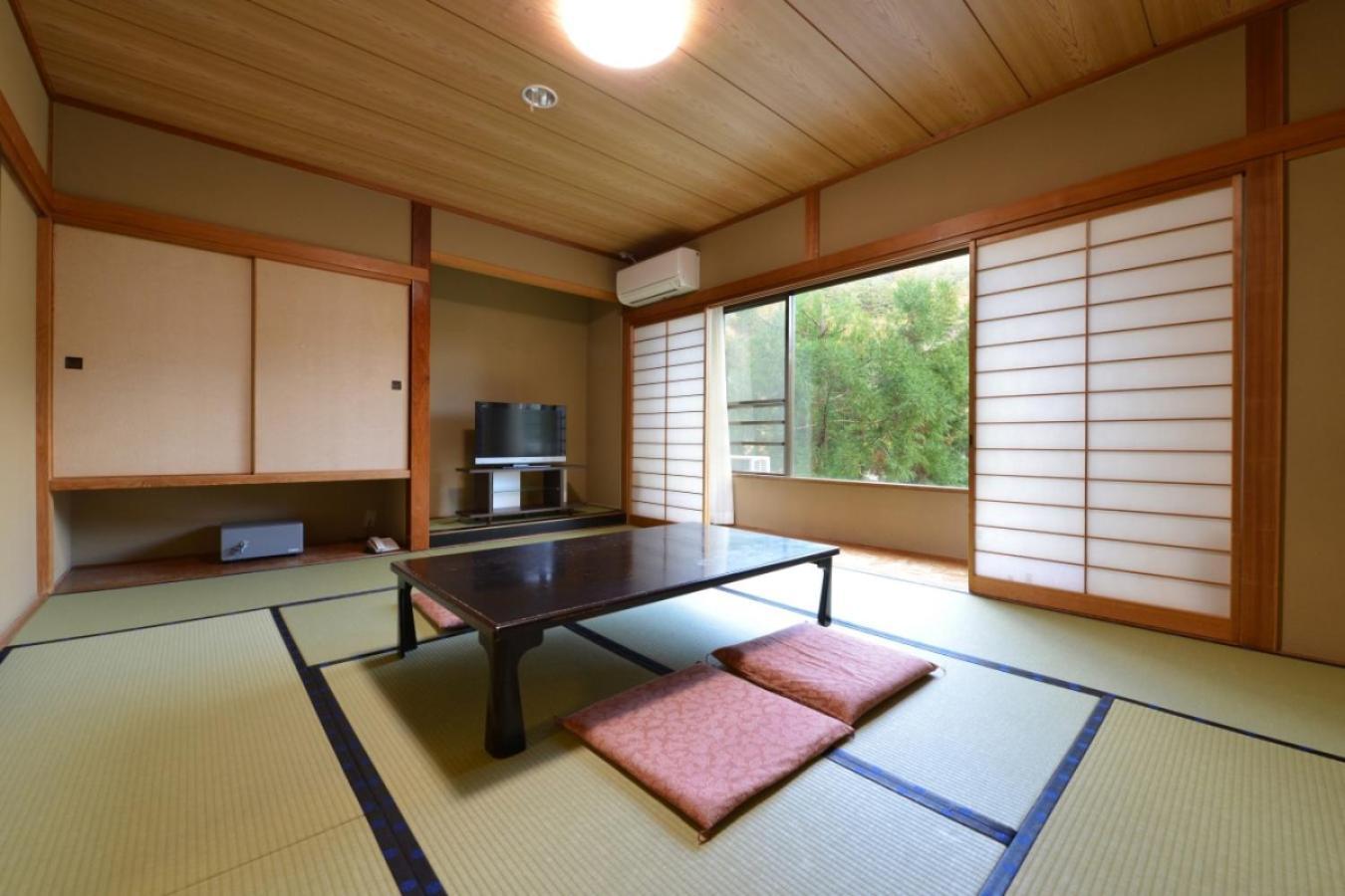 Hotel Ooedo Onsen Monogatari Shinshu Kakeyu Ueda Camera foto