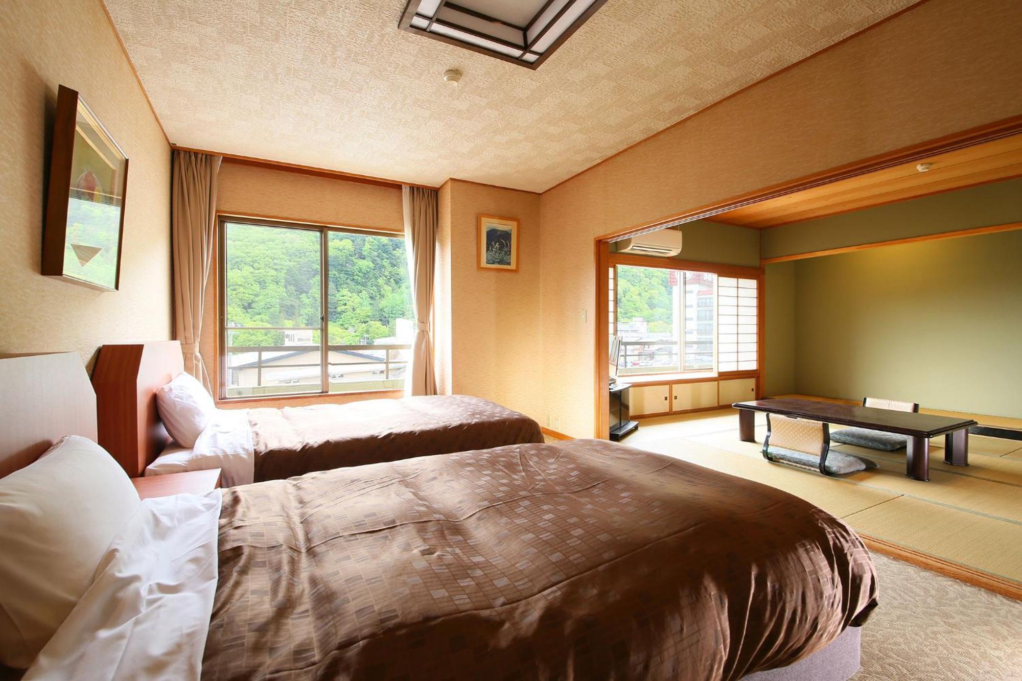 Hotel Ooedo Onsen Monogatari Shinshu Kakeyu Ueda Esterno foto